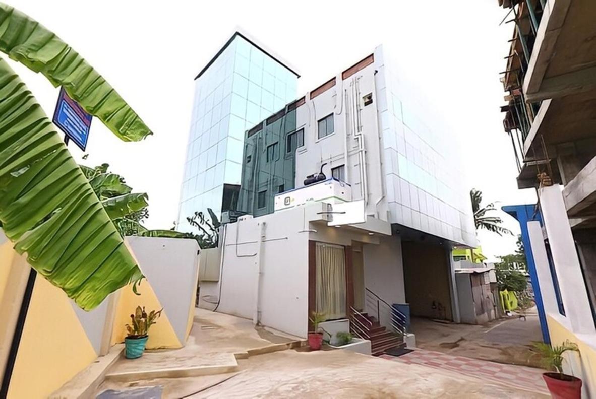 Hotel Titanium Tower Chennai Dış mekan fotoğraf